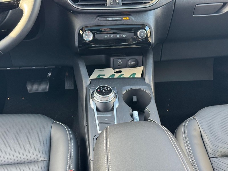 Ford Escape Vehicle Image 17