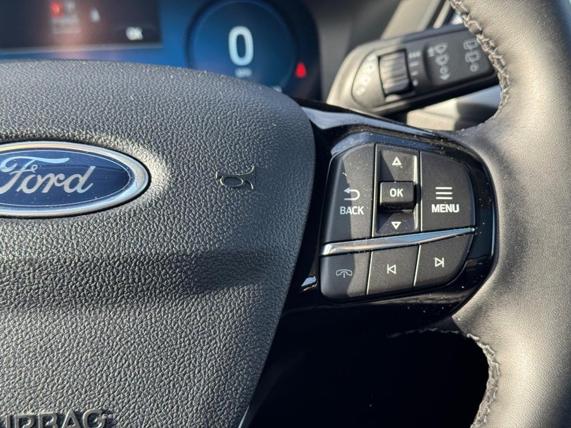 Ford Escape Vehicle Image 23