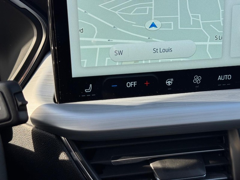 Ford Escape Vehicle Image 25