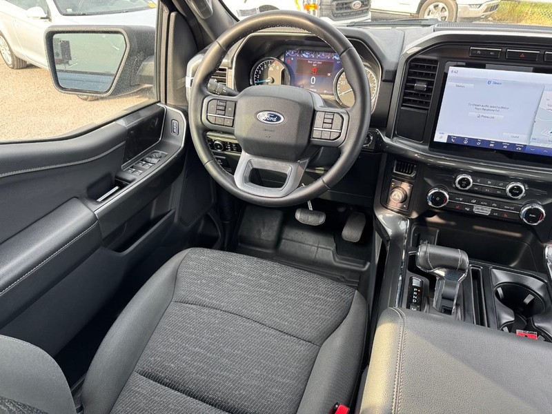 Ford F-150 Vehicle Image 13