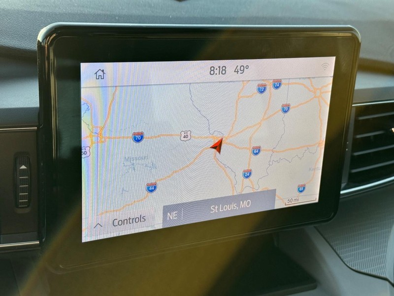 Ford Explorer Vehicle Full-screen Gallery Image 23