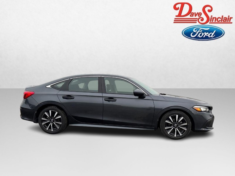 Honda Civic Sedan Vehicle Full-screen Gallery Image 05