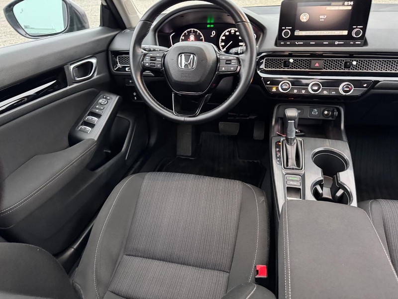 Honda Civic Sedan Vehicle Full-screen Gallery Image 14