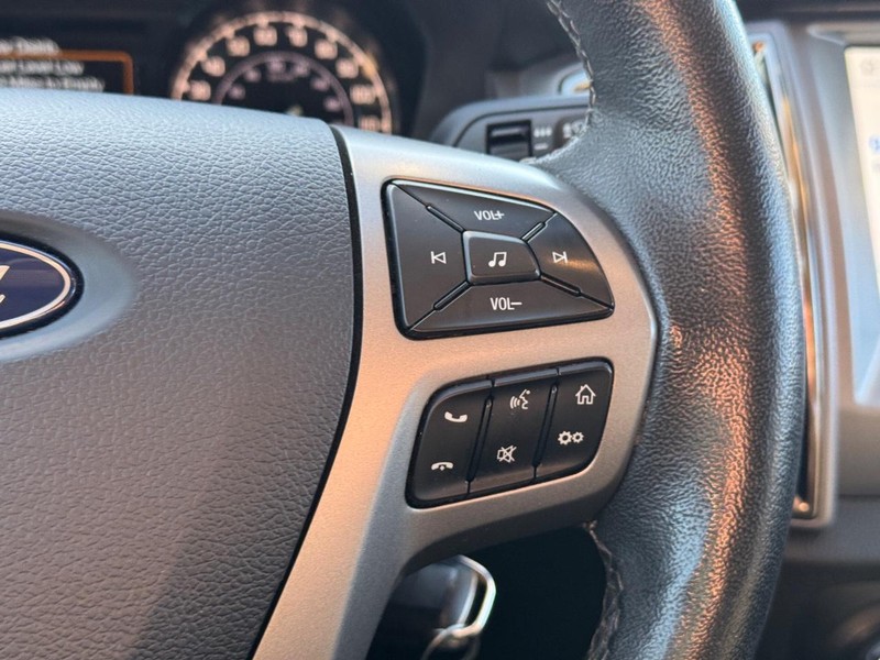 Ford Ranger Vehicle Full-screen Gallery Image 20