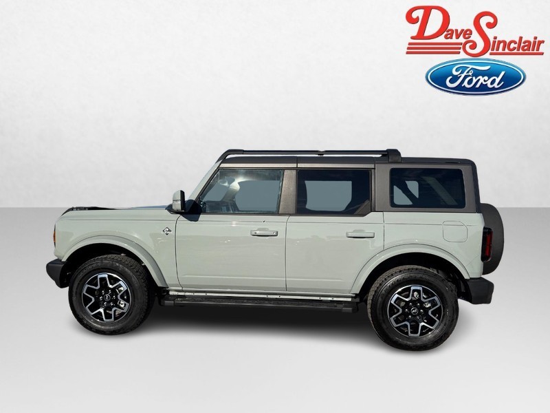 Ford Bronco Vehicle Image 10