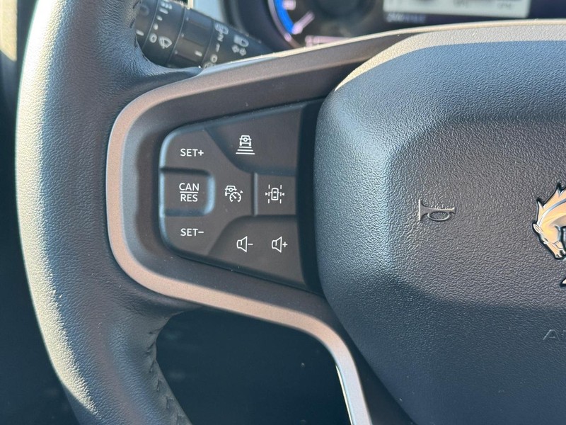 Ford Bronco Vehicle Image 19