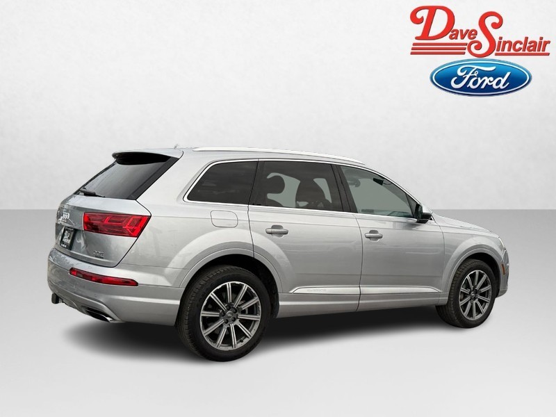 Audi Q7 Vehicle Image 07