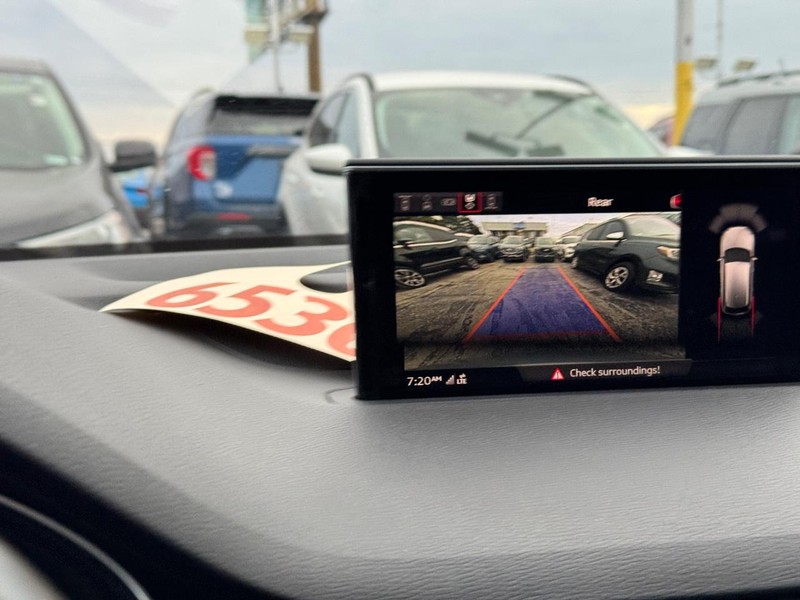 Audi Q7 Vehicle Image 23