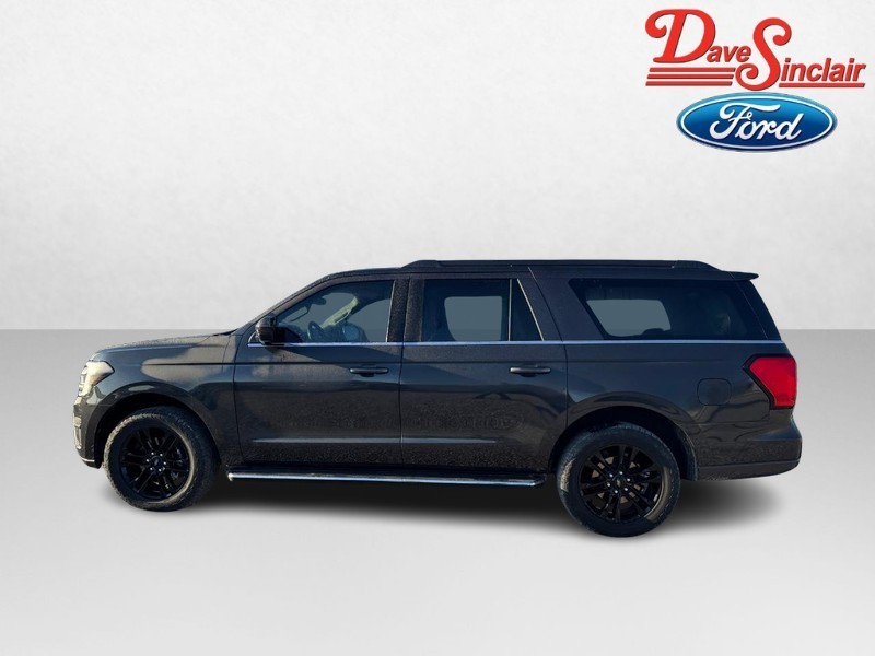 Ford Expedition Max Vehicle Image 10