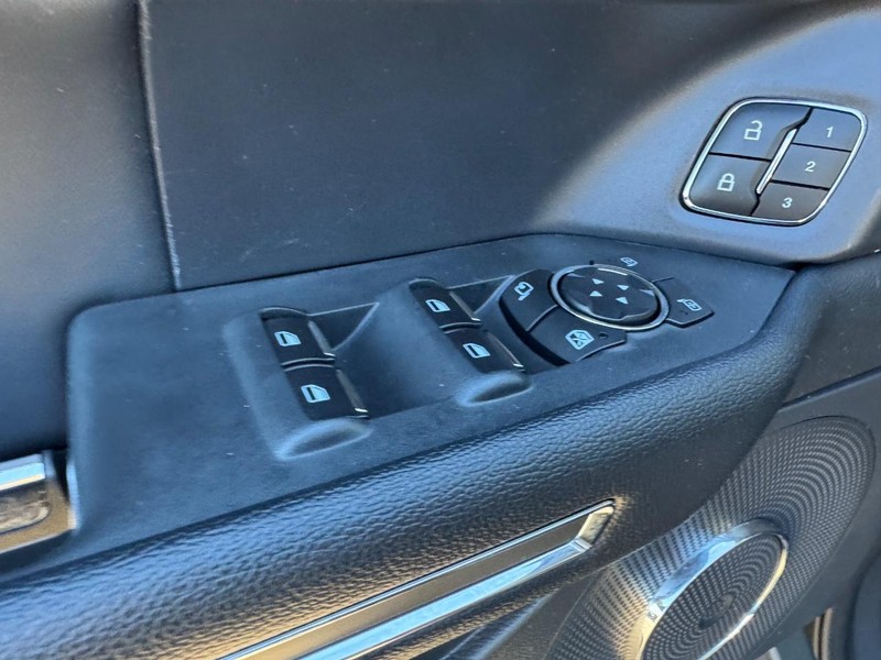 Ford Expedition Max Vehicle Image 20