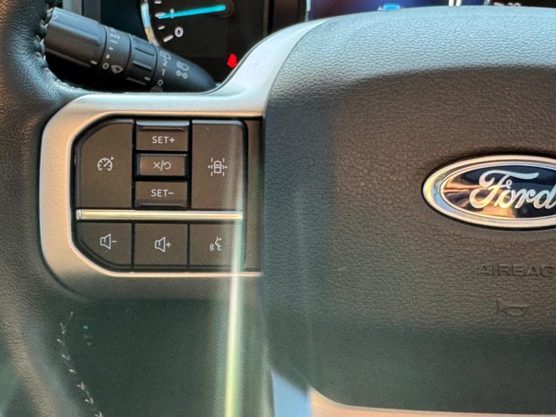 Ford Expedition Max Vehicle Image 23