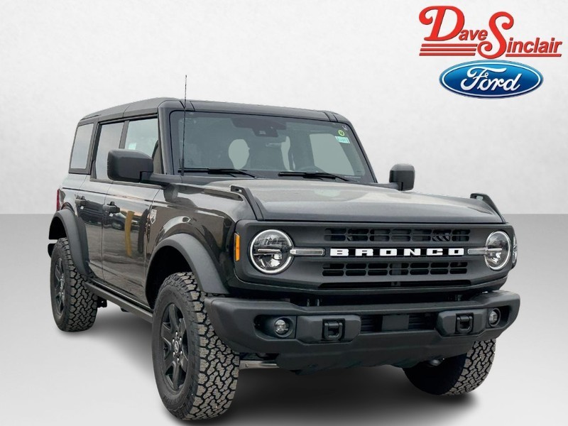 Ford Bronco Vehicle Full-screen Gallery Image 04