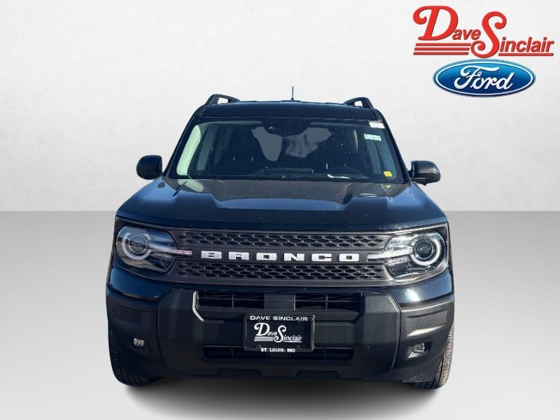 Ford Bronco Sport Vehicle Full-screen Gallery Image 02