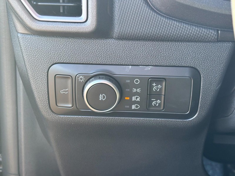 Ford Bronco Sport Vehicle Full-screen Gallery Image 18