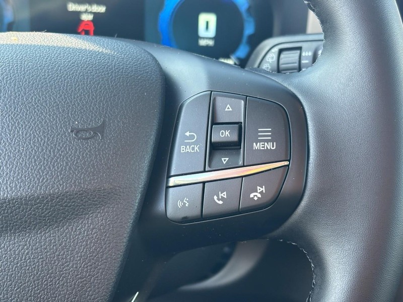 Ford Bronco Sport Vehicle Full-screen Gallery Image 20