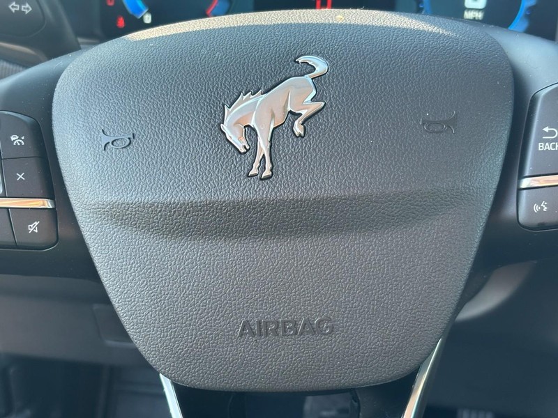 Ford Bronco Sport Vehicle Full-screen Gallery Image 21