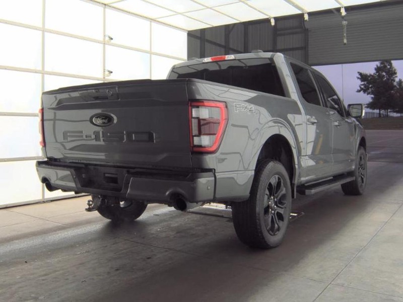 Ford F-150 Vehicle Full-screen Gallery Image 02