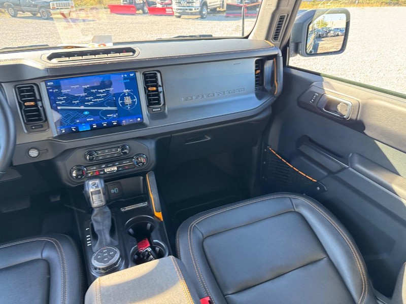 Ford Bronco Vehicle Image 15