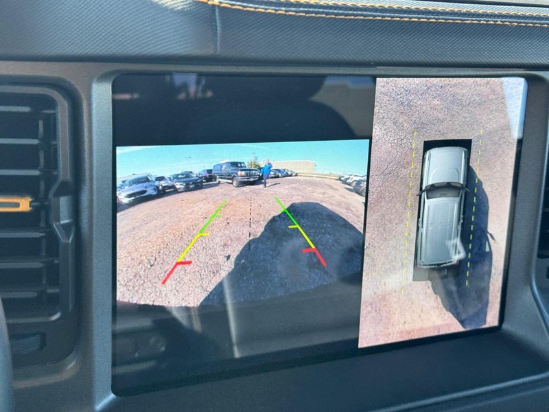 Ford Bronco Vehicle Image 23