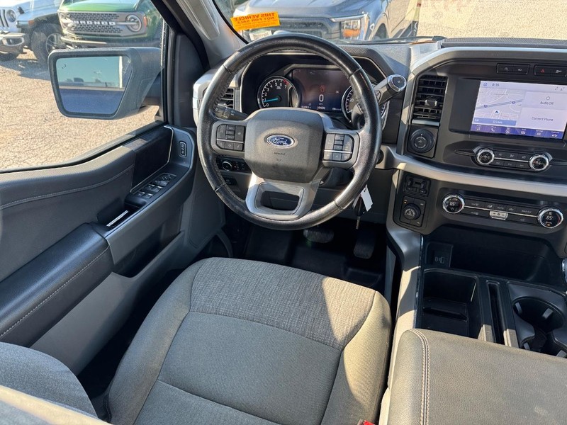 Ford F-150 Vehicle Full-screen Gallery Image 13