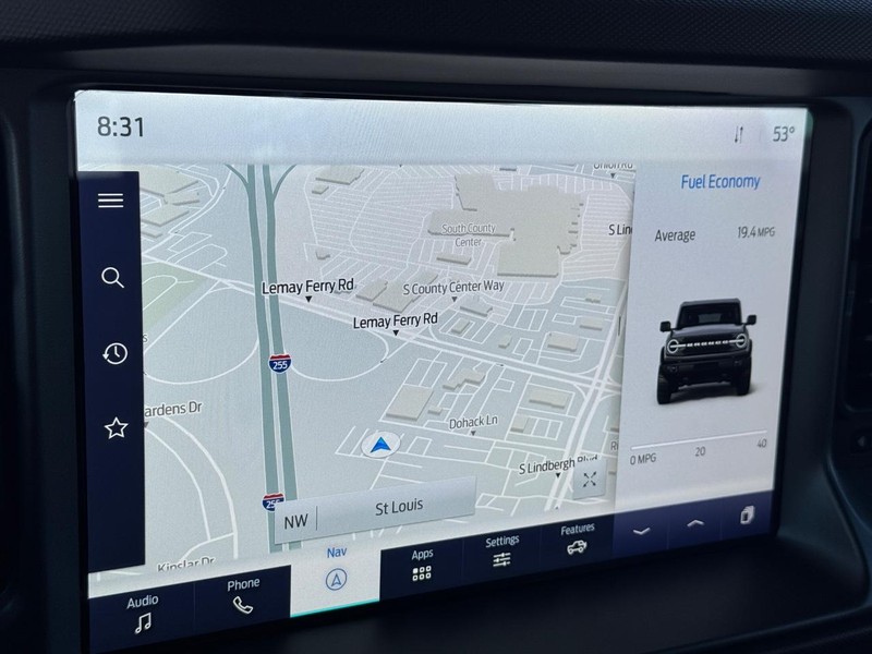 Ford Bronco Vehicle Full-screen Gallery Image 21