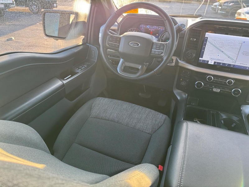 Ford F-150 Vehicle Image 13