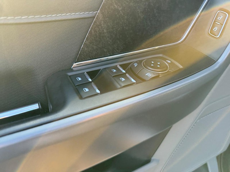 Ford F-150 Vehicle Image 16