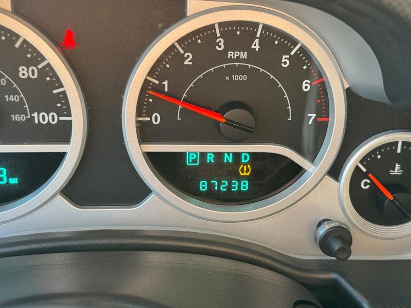 Jeep Wrangler Unlimited Vehicle Image 19