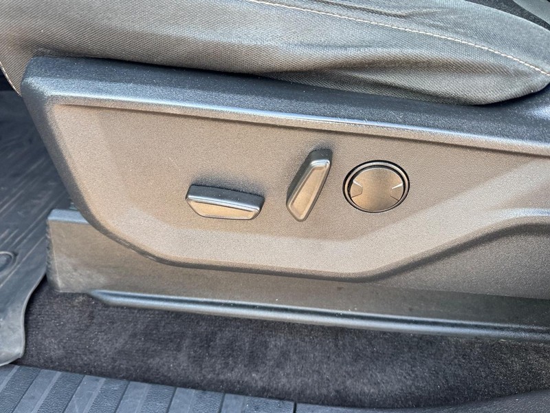 Ford F-150 Vehicle Image 16