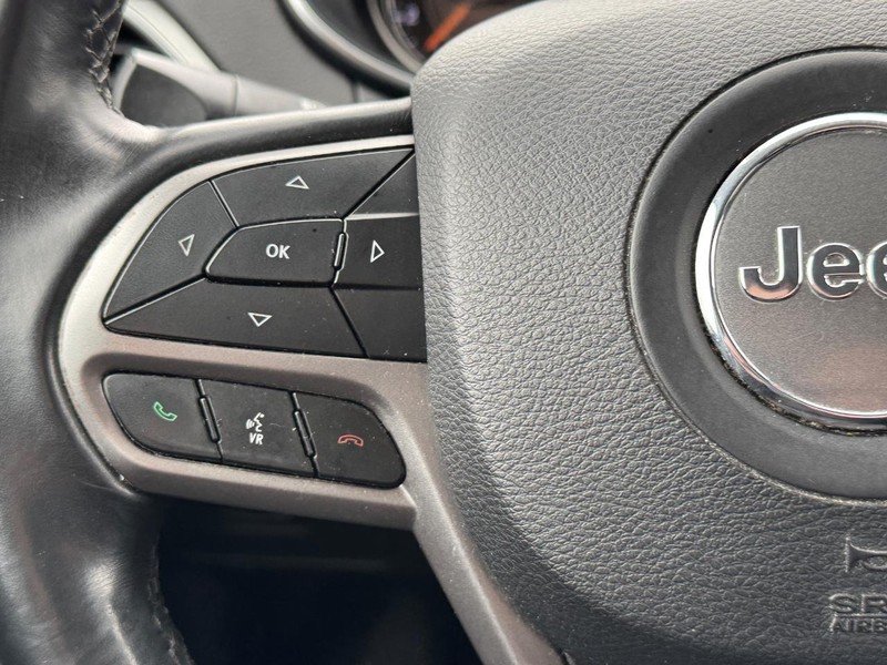 Jeep Cherokee Vehicle Image 19