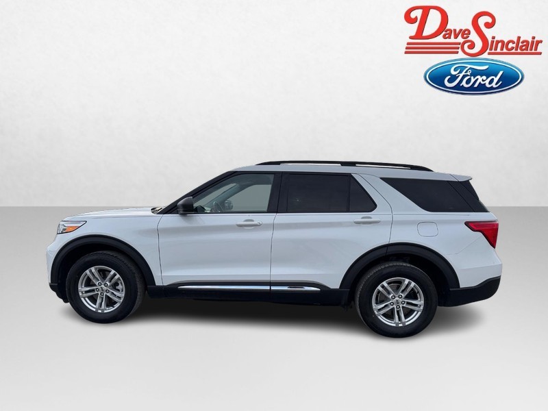 Ford Explorer Vehicle Image 10