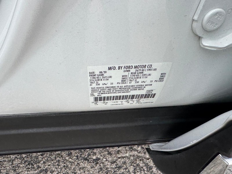 Ford Explorer Vehicle Image 25