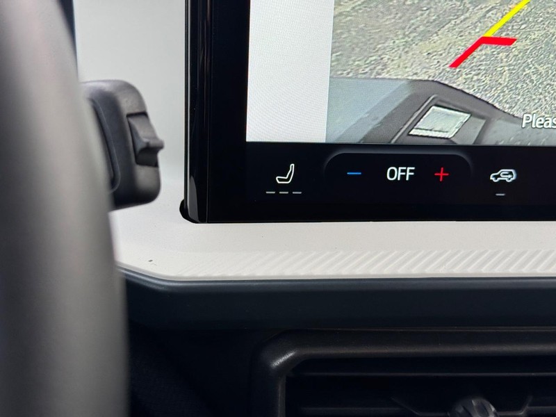 Ford Bronco Sport Vehicle Full-screen Gallery Image 23