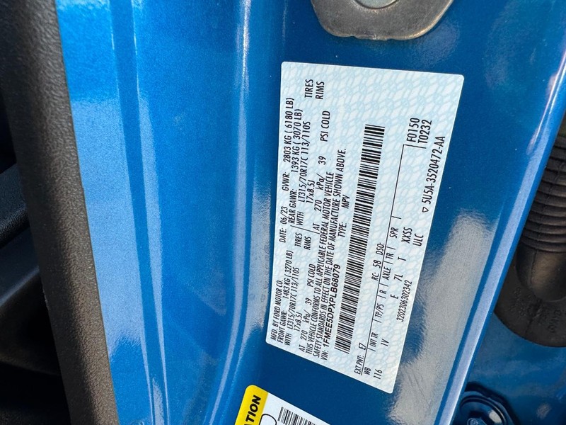 Ford Bronco Vehicle Full-screen Gallery Image 25