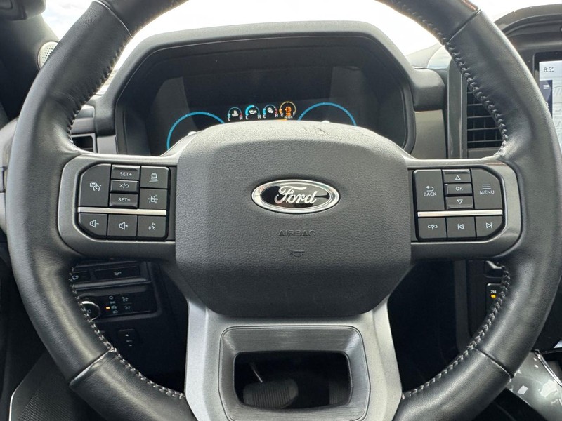 Ford F-150 Vehicle Full-screen Gallery Image 20