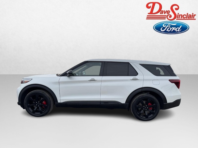 Ford Explorer Vehicle Full-screen Gallery Image 10