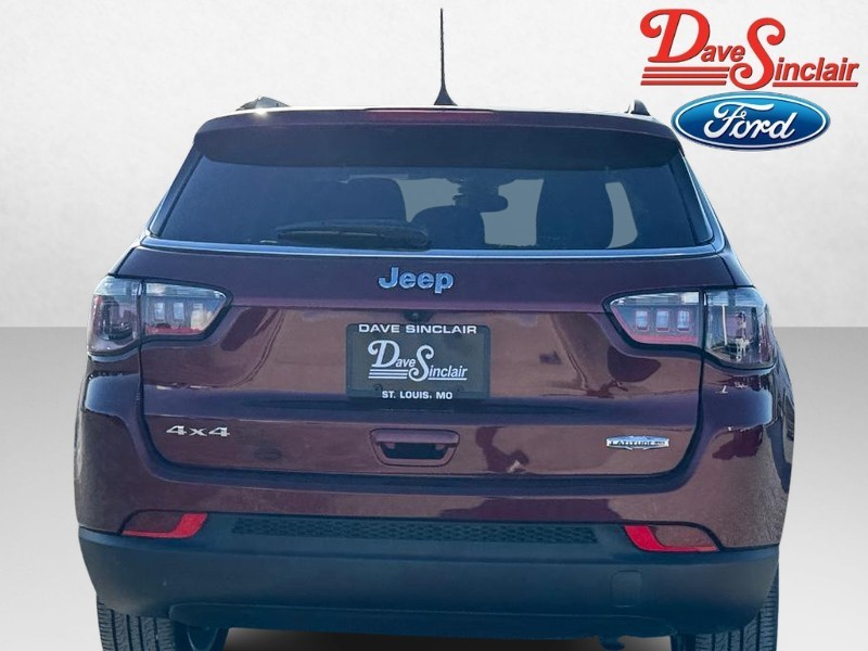 Jeep Compass Vehicle Image 08