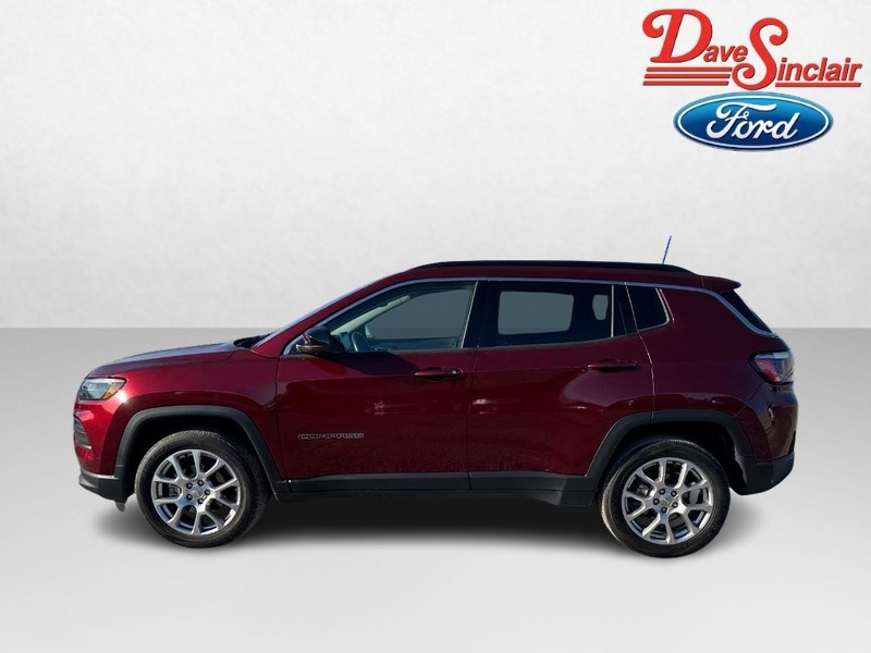 Jeep Compass Vehicle Image 10