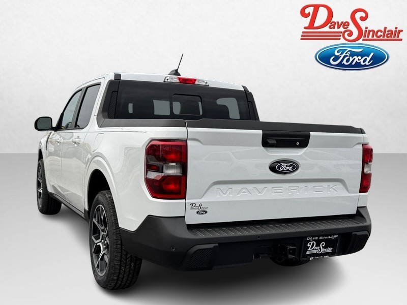 Ford Maverick Vehicle Image 09