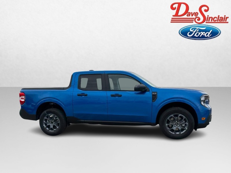 Ford Maverick Vehicle Image 05