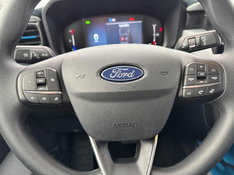 Ford Maverick Vehicle Image 19