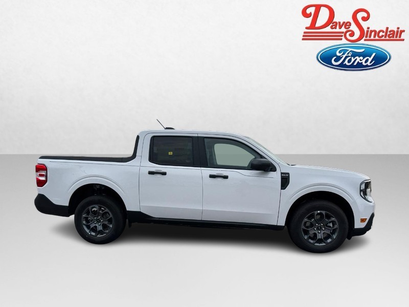 Ford Maverick Vehicle Image 05