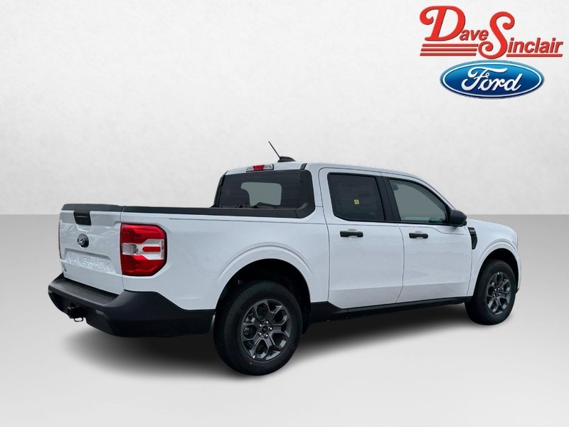 Ford Maverick Vehicle Image 07