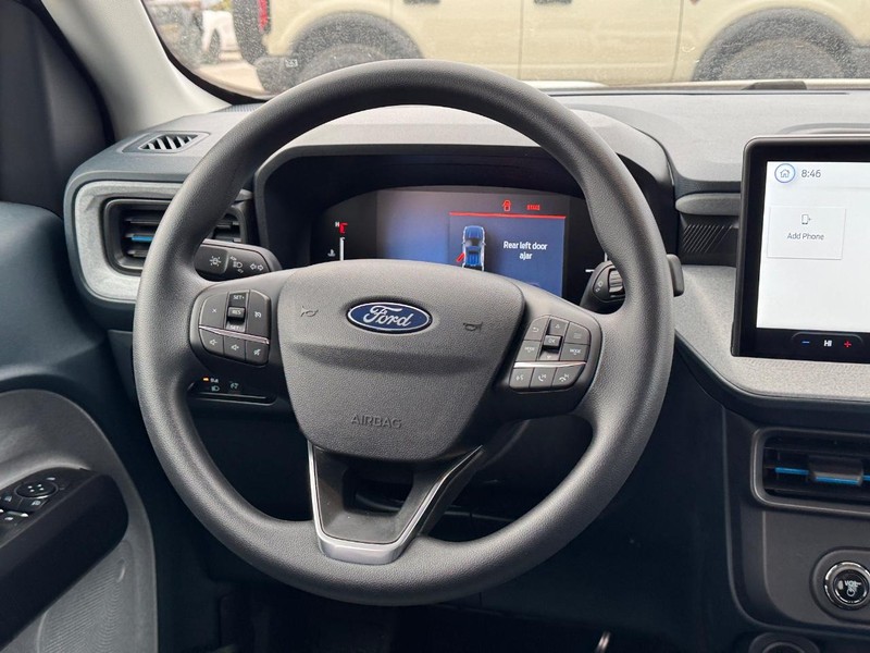 Ford Maverick Vehicle Image 14