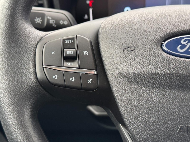 Ford Maverick Vehicle Image 20