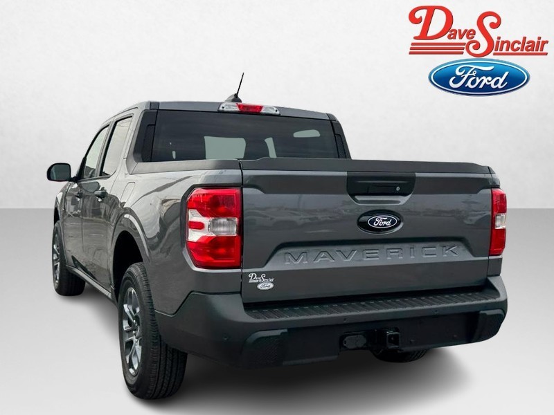 Ford Maverick Vehicle Image 09