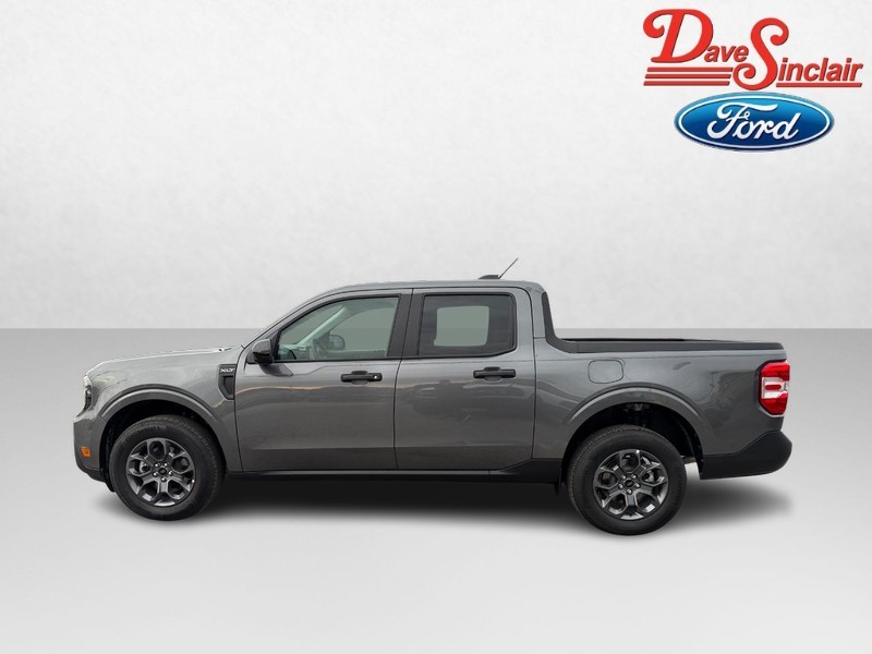 Ford Maverick Vehicle Image 10