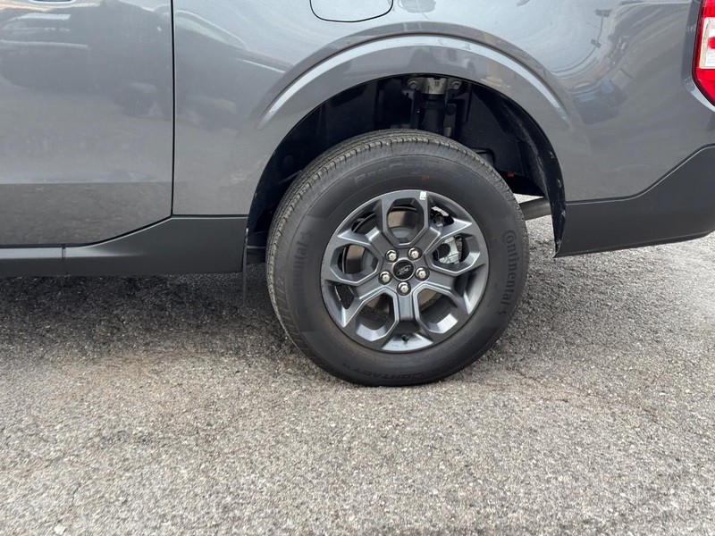 Ford Maverick Vehicle Image 11