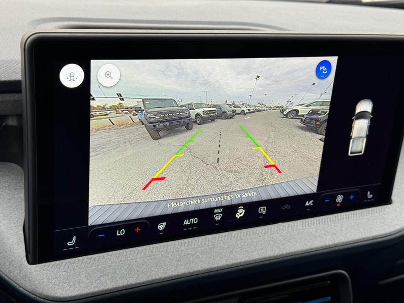 Ford Maverick Vehicle Image 23