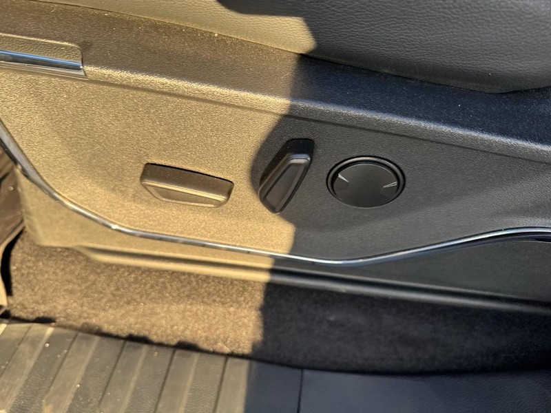 Ford F-150 Vehicle Image 16